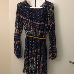 Long sleeve dress w/ belt